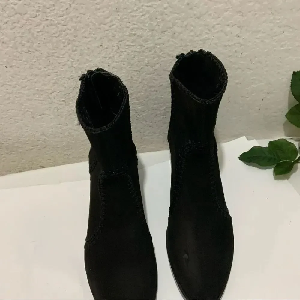 Chelsea & Violet Black Suede Lucy Boots Size 9.5 M